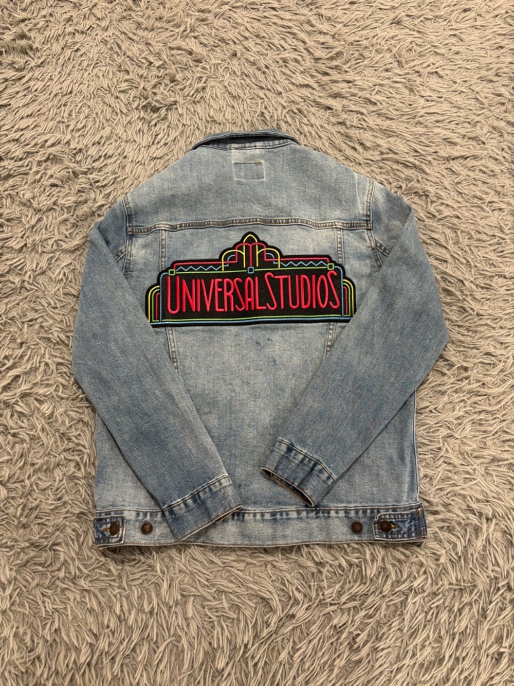Universal Studios Denim Jacket 30th Anniversary Neon Retro Patch Logo Blue Med
